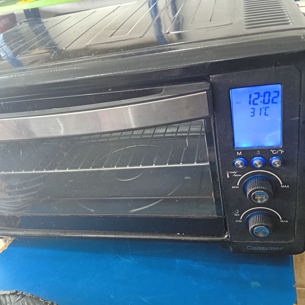 Horno Marca Consumer Litros 38 Modelo Ocr-38 Usado En Buen Estado Acc TapaParrillaPerilla Analogico Con Pantalla