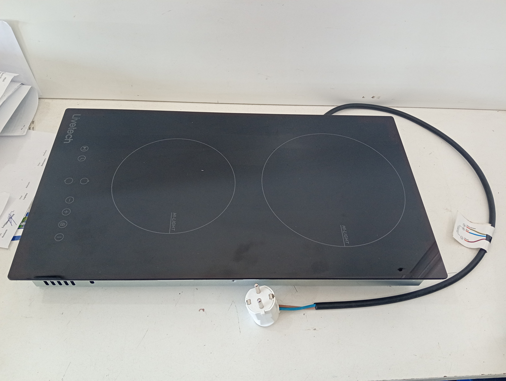 Cocina Electrica Tipo Vitroceramica Marca Livetch Modelo C30v Usado En Buen Estado Acc No Tiene