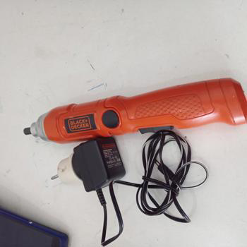 Taladro Marca Black--Deckerd Modelo 9036 Usado-En-Buen-Estado Acc No Tiene