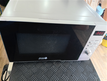 Microondas Marca Jam Modelo Am925akn Usado En Buen Estado Acc Platode Vidrio Y Soporte Algunas Rayas