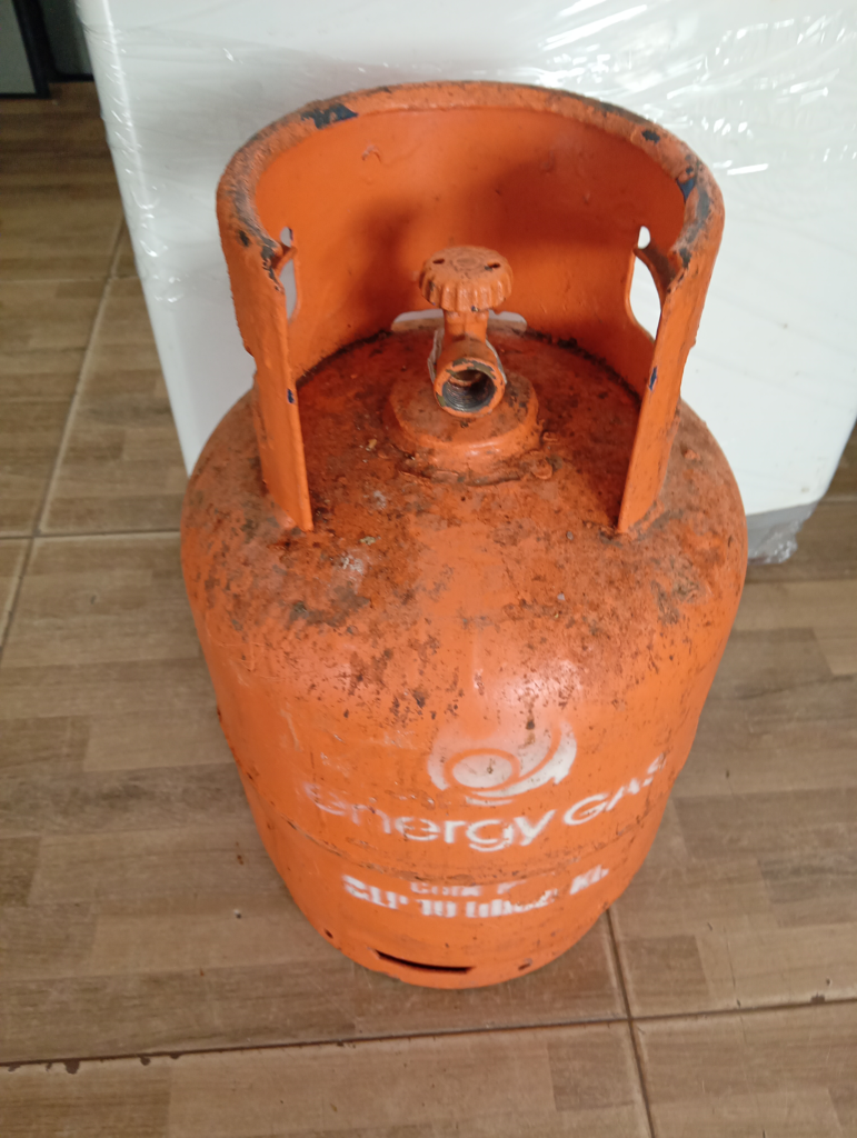 Garrafa Cap 10 Kg. Marca Energy Usado En Buen Estado Color Naranja Acc No Tiene