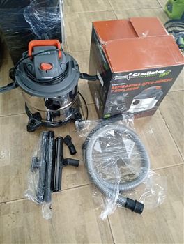 Aspiradora Marca Gladiator Modelo A820/1/220 Usado En Buen Estado Acc 4 Picos 1 Manguera En Caja 4 Rueditas2 Filtros