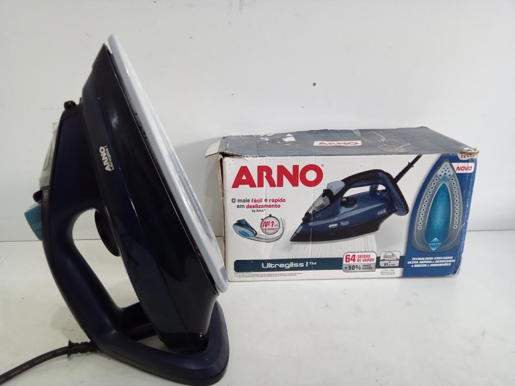 Plancha Electrica Marca Arno Modelo Ultragliss Usado En Buen Estado Acc A VaporAdaptador De Enchufe