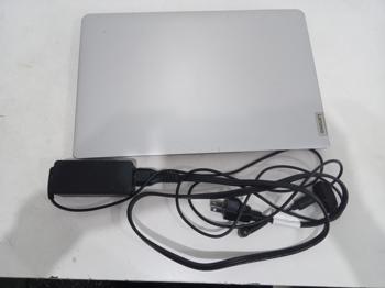 Notebook Marca Lenovo Modelo Procesador Celeron Memoria Ram 4 Gb Disco Duro 114 Gb Generacion No Tiene Acc CargadorEstuche Negro