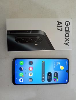 Celular Marca Samsung Modelo A17 Memoria Ram 4 Gb Almacenamiento Interno 128 Gb Acc En Caja