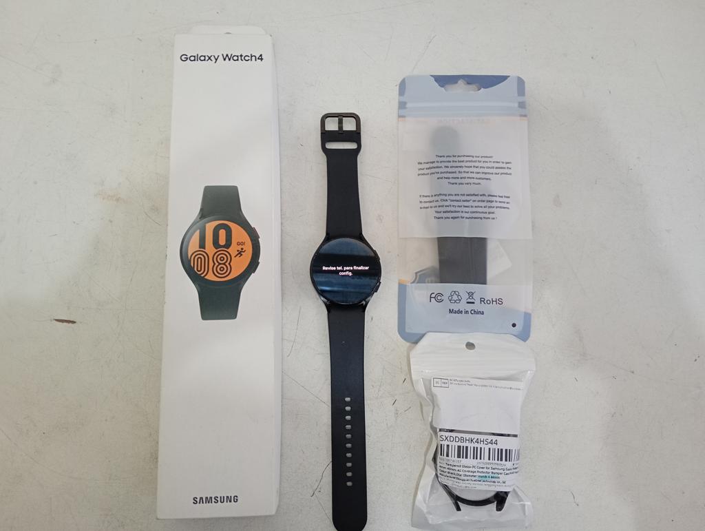 Reloj Para Caballero Marca Samsung Modelo Watch4 Acc Cargador Una Malla Extra 2 Protectores