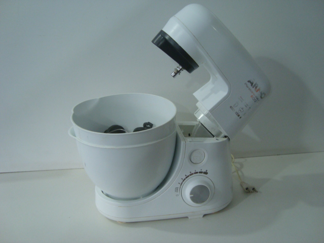 Batidora Marca Arno Modelo Planetaria Sx30 Usado En Buen Estado Acc Tres Batidores