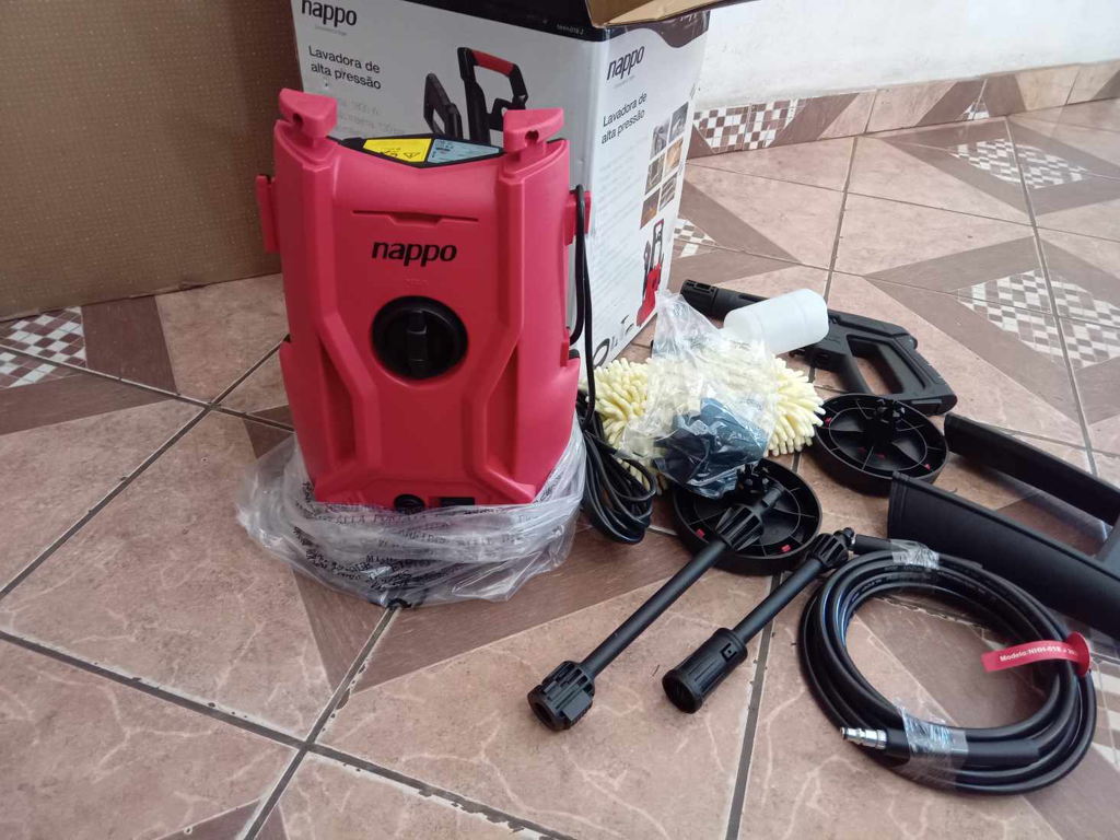 Foto 2 de Hidro Lavadora Marca Nappo Modelo Nhh018 Nuevo Sin Uso Acc Ruedas Pistola Manual Esponja En Caja