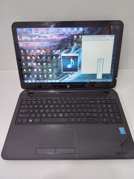 Notebook Marca Hp Modelo 15-R253cl Procesador I3 Memoria Ram 8 Gb Disco Duro 1.000 Gb Acc No Tiene