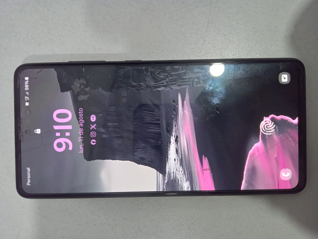 Celular Marca Samsung Modelo A52s Memoria Ram 6 Gb Almacenamiento Interno 128 Gb Acc No Tiene