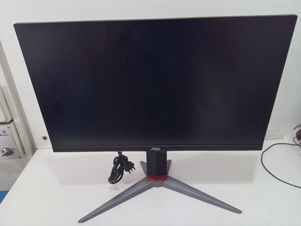 Monitor P/ Computadora Led Marca Aoc Gamer De 24 '' Modelo 24g2 Usado En Buen Estado Acc No Tiene