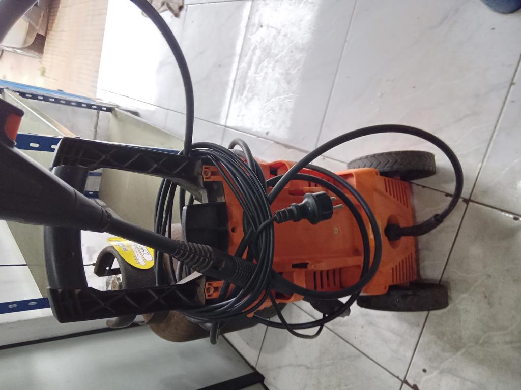 Hidro Lavadora Marca Daewo Modelo Dax-100 Usado Con Desgaste Acc No Tiene