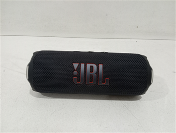 Speaker Potencia Watts No Tiene Marca Jbl Sin Control Modelo Flip7 Usado En Buen Estado Sin Caja Acc Color Negro