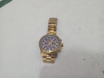 Reloj Para Caballero Marca Invicta Modelo Speedways Usado En Buen Estado Acc Con Malla De Metal Color Dorado