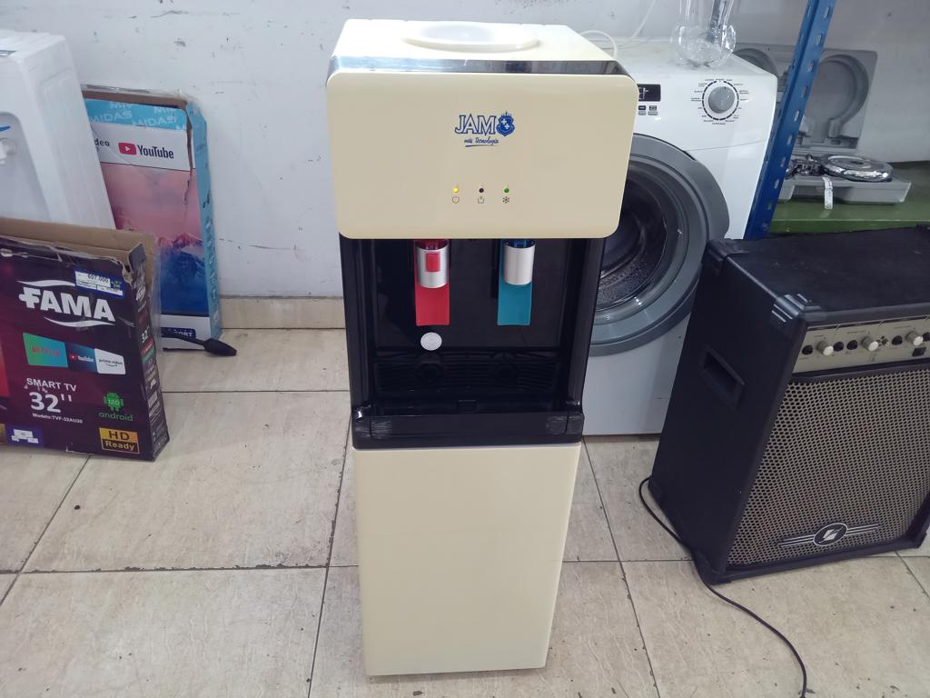 Bebedero Marca Jam Modelo Yl1675s Usado En Buen Estado Acc Para Agua Frio Caliente