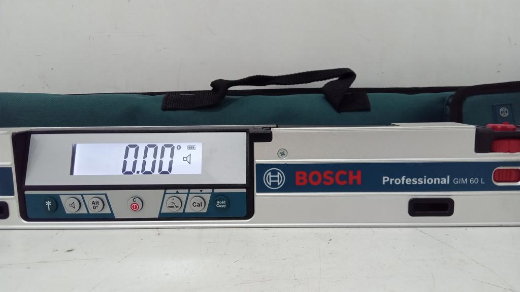 Nivel Laser Marca Bosh Modelo Gim 60l Sin Caja Con En Estuche Color Verde Acc No Tiene