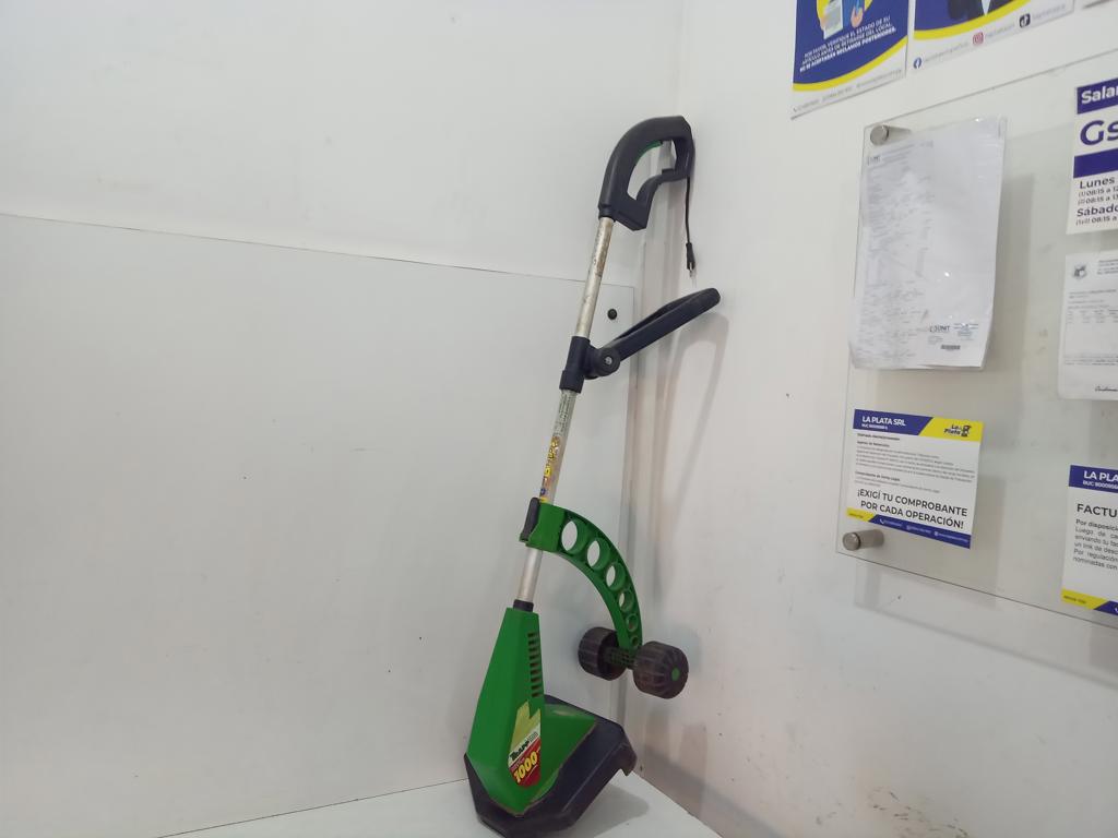 Bordeadora De Cesped Marca Trapp Modelo Turbo Master 1000 Usado En Buen Estado Acc Con Rueditas