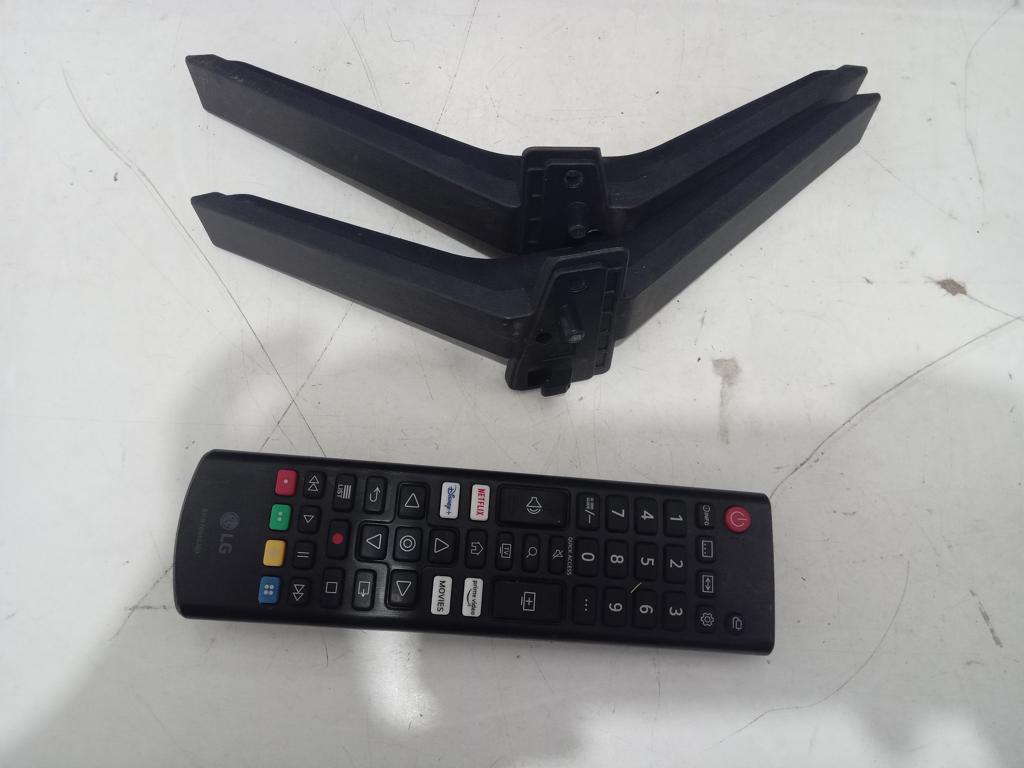 Televisor Led Smart De 50 '' Marca Lg Modelo 50our7800psb Con Control Usado En Buen Estado Acc Cable PowerCon ControlPatitas