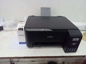Impresora Marca Epson Modelo L3250 Usado En Buen Estado Acc 2 Cartuchos Interior.