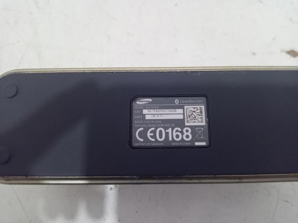 Foto 2 de Speaker Potencia Watts No Tiene Marca Samsung Sin Control Modelo Level Box Usado En Buen Estado Sin Caja Acc No Tiene
