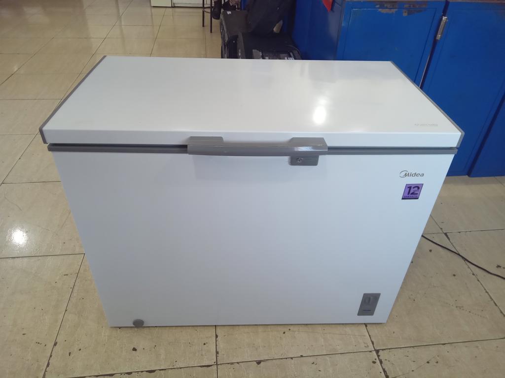 Congeladora / Frezzer Marca Midea Litros 300 Modelo Mdrc411fz01 Usado En Buen Estado Acc Con Canastilla