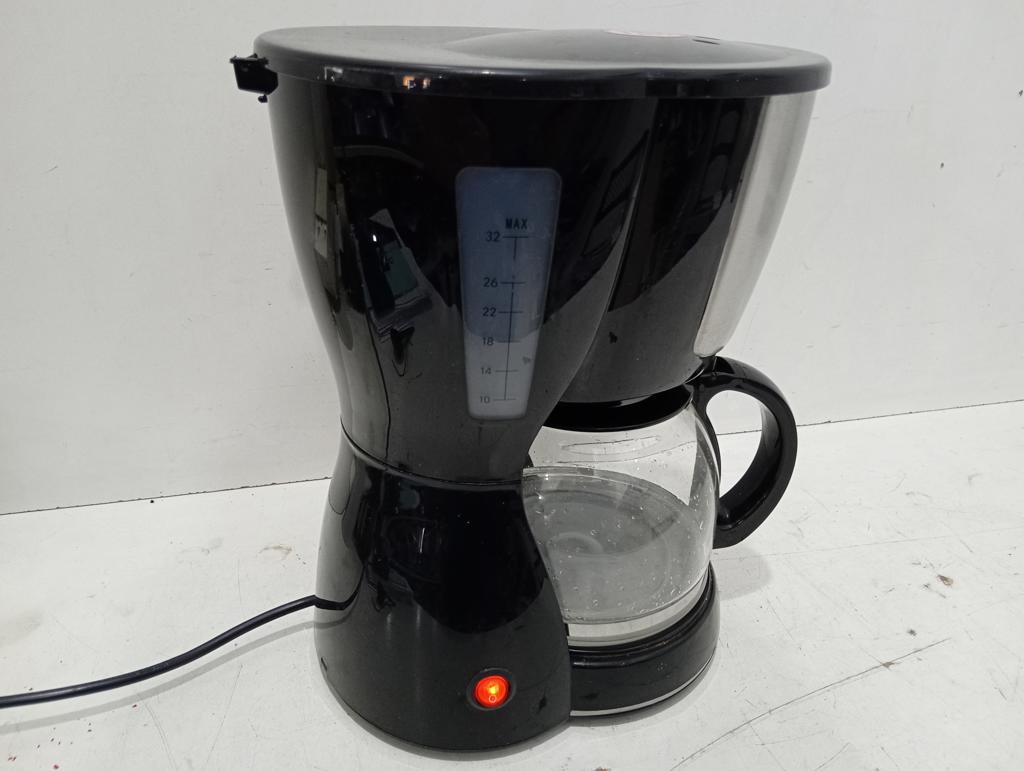 Cafetera Marca Mondial Modelo C32-C32-X Usado En Buen Estado Acc No Tiene