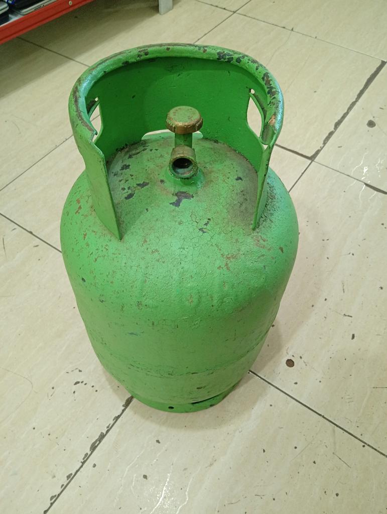 Foto 2 de Garrafa Cap 10 Kg. Marca Copesagas Usado En Buen Estado Color Verde Acc No Tiene