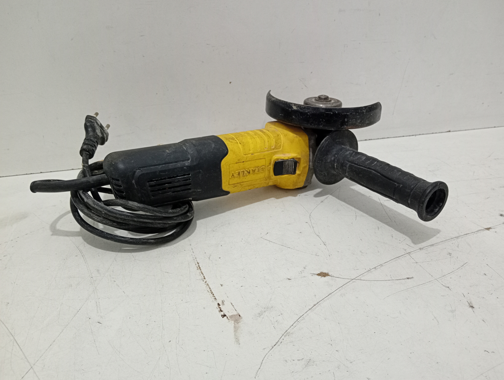 Pulidora Marca Stanley Modelo No Tiene Tamaño Chico Usado En Buen Estado Acc Con Manija Protector