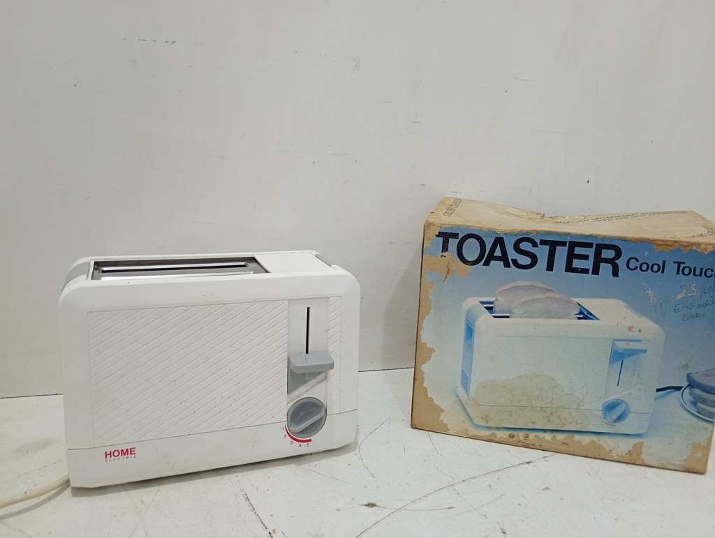 Tostadora Marca Home Electric Modelo Toaster Usado En Buen Estado Acc En Caja Estropeada