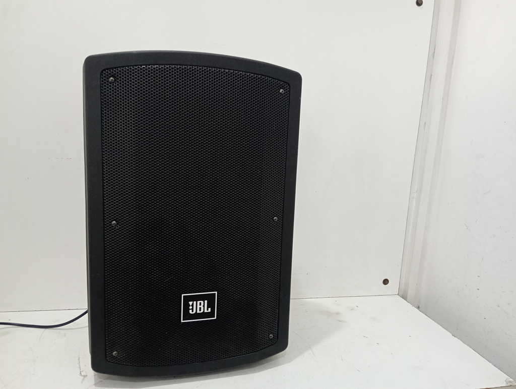 Caja De Sonido Amplificada Marca Jbl Modelo Js-12bt Sin Control Usado En Buen Estado Acc Con Cable Cte