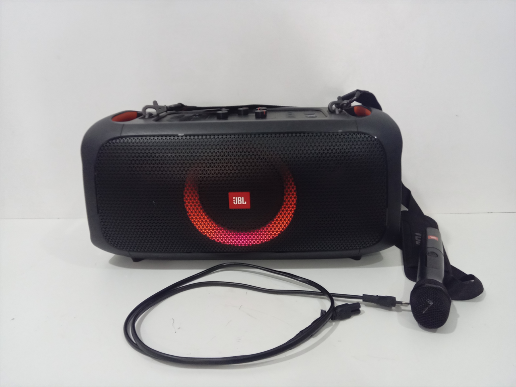 Parlante Portatil Marca Jbl Modelo On The Go Usado En Buen Estado Con Cable Corriente Acc Un MicrofonoCorrea De Hombro