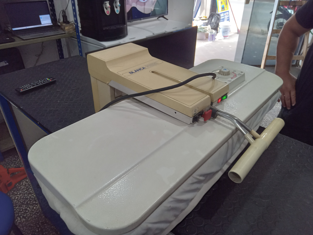 Plancha Electrica Marca Blanca Press Modelo Usado En Buen Estado Acc Acolchado