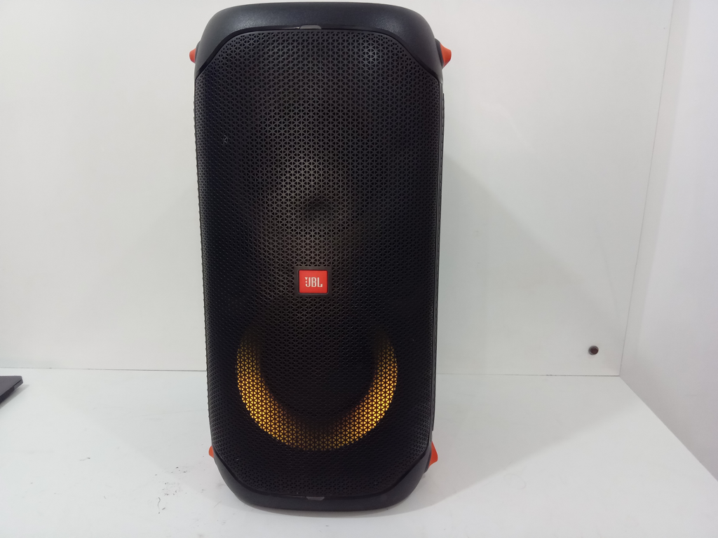 Parlante Portatil Marca Jbl Modelo Party Box 110 Usado En Buen Estado Con Cable Corriente Acc No Tiene
