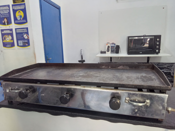 Plancha Hamburguesera Marca Modelo Usado En Buen Estado Acc 3 Perillas