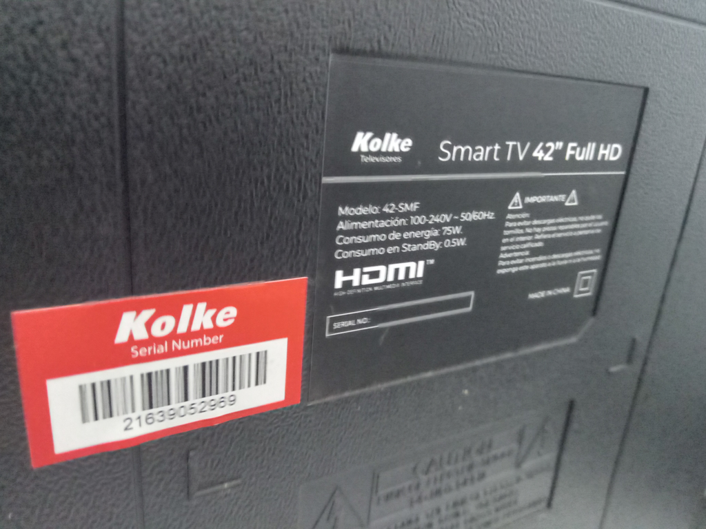 Foto 3 de Televisor Led Smart De 42 '' Marca Kolke Modelo 42-Smf Sin Control Usado En Buen Estado Acc PatitasCable Corriente
