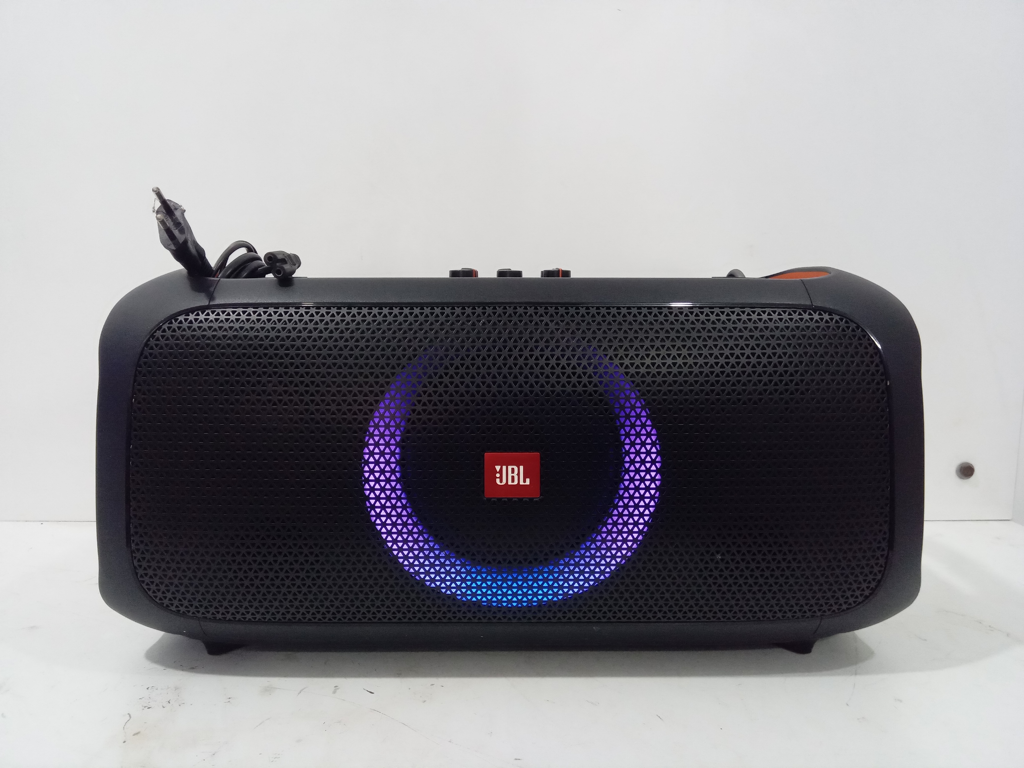 Parlante Portatil Marca Jbl Modelo Party Box On The Go Usado En Buen Estado Con Cable Corriente Acc No Tiene
