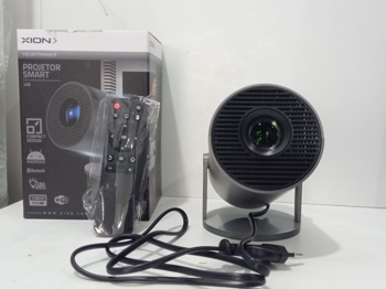 Proyector De Imagen Marca Xion Con Control Modelo Proxy4 Lumenes 280 Nuevo Sin Uso Acc Cable Corriente