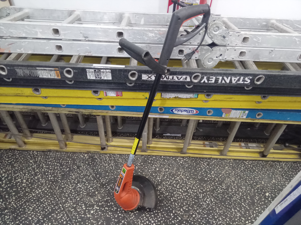 Bordeadora De Cesped Marca Trapp Modelo 1000 Usado En Buen Estado Acc No Tiene
