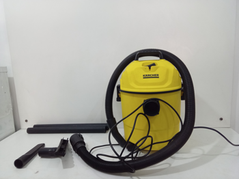 Aspiradora Marca Karcher Modelo Wd1 Usado En Buen Estado Acc TuboMangueraPicos