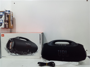 Parlante Portatil Marca Jbl Modelo Boombox 4 Usado En Buen Estado Con Cable Corriente Acc No Tiene