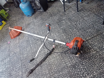 Desmalezadora Marca Husqvarna Modelo 131r Usado En Buen Estado Original Si Acc No Tiene