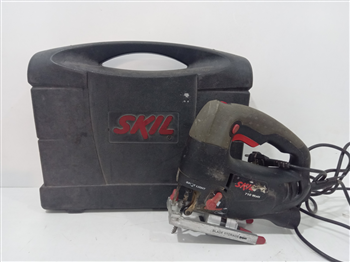 Sierra Tipo Caladora Marca Skill Modelo 4581 Usado En Buen Estado Acc No Tiene