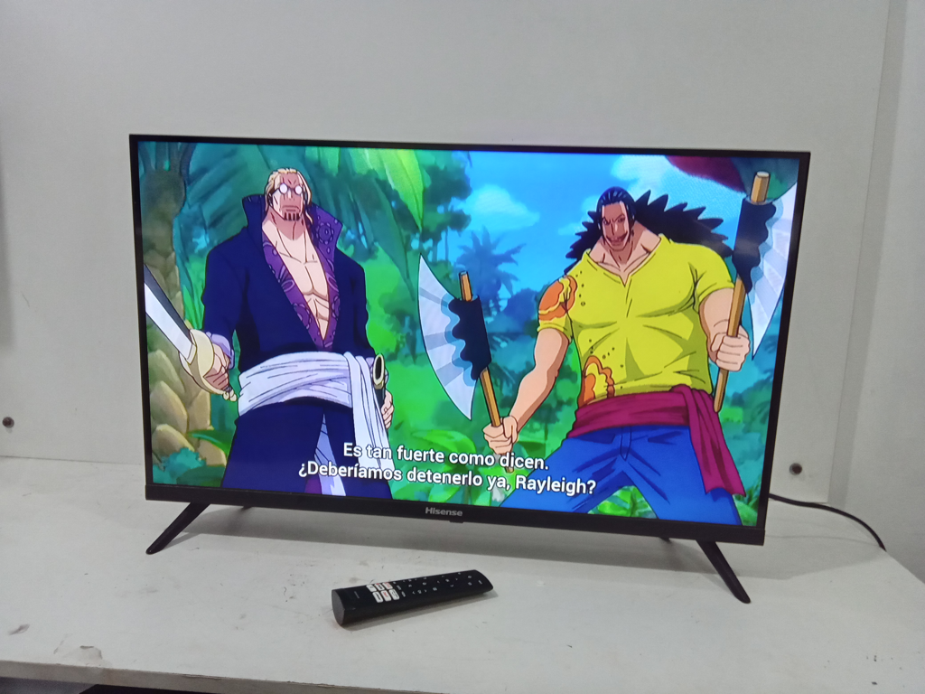 Televisor Led Smart De 32 '' Marca Hisense Modelo 32a4h Con Control Usado En Buen Estado Acc PatitasCable Corriente