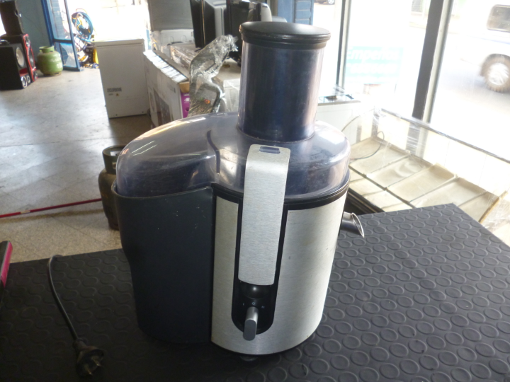 Juguera Velocidades 2 Marca Philips Modelo Hr1861 Usado Con Desgaste Acc No Tiene