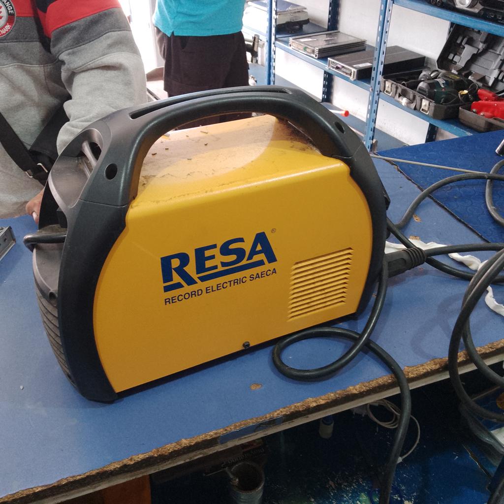 Soldador Marca Resa Modelo Power Stick 200k Usado En Buen Estado Acc Pinza Positiva Y Negativa
