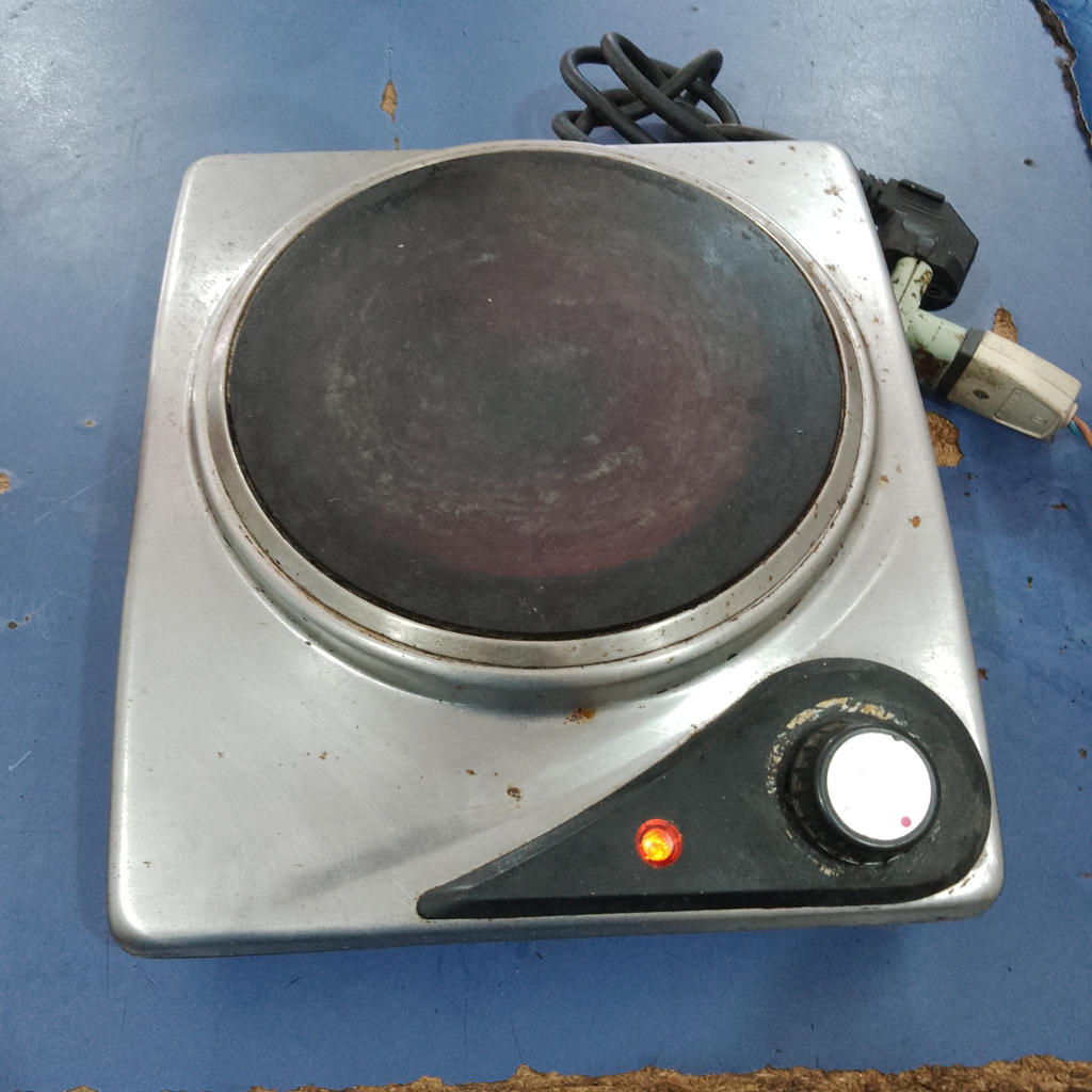 Cocina Electrica Tipo Convencional Marca Tokyo Modelo Cotok3106 Usado Con Desgaste Acc No Tiene
