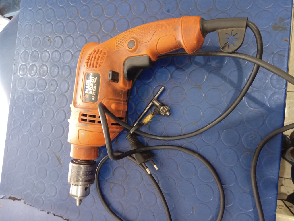 Taladro Marca Black Y Decker Modelo Tm600-B2c Usado En Buen Estado Acc Con Llave Mandrill