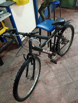 Bicicleta Marca Gts Aro 26 Modelo No Tiene Usado Con Desgaste Acc Guarda Barros Delantero Y Trasero