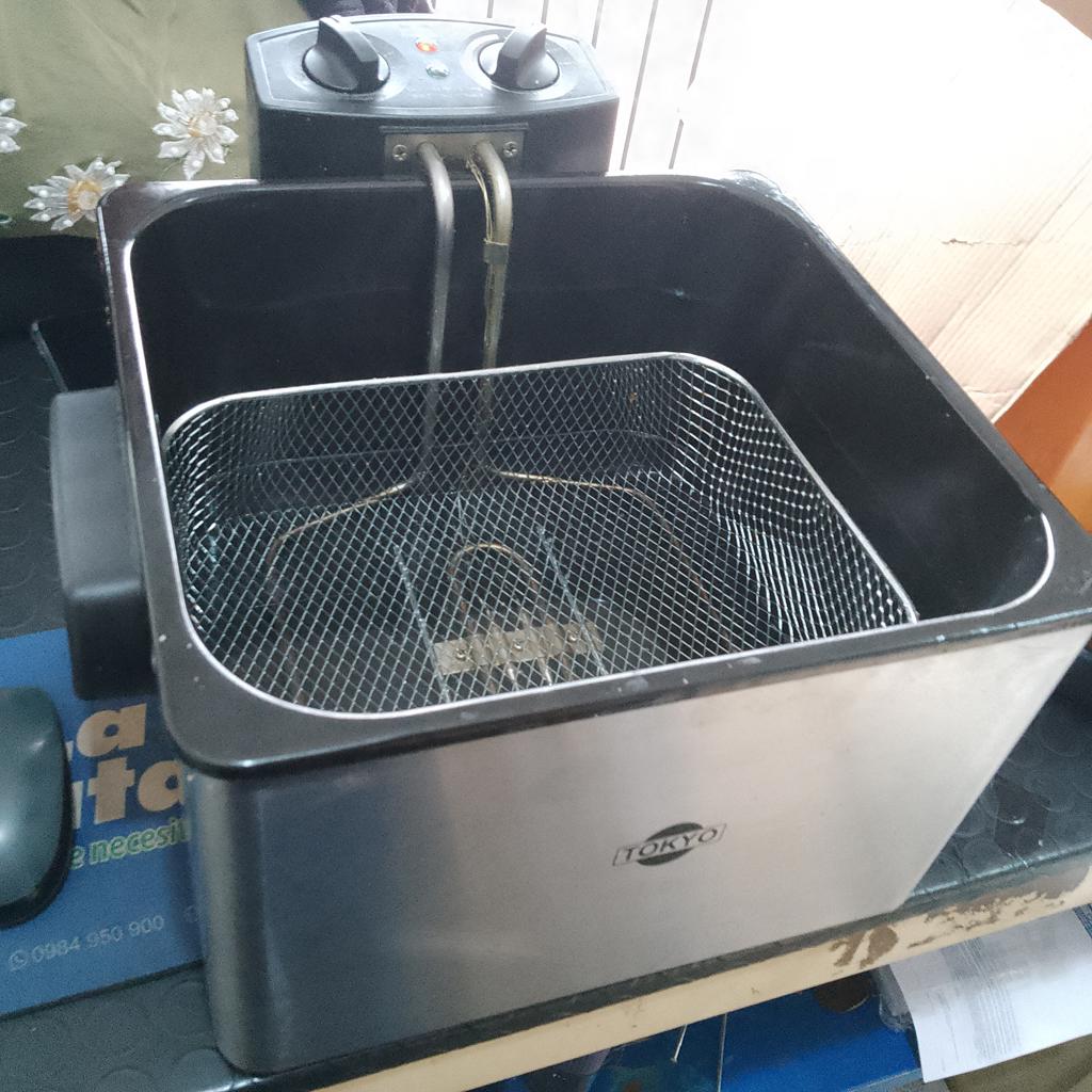 Fritadora Marca Tokyo Modelo Edtfreoi5-N Usado En Buen Estado Acc CanastaPinzaTapa