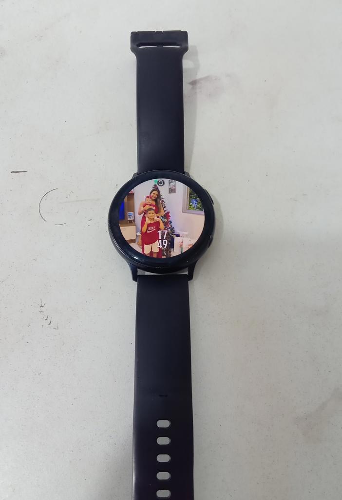 Reloj Para Dama Marca Samsung Modelo Active 2 Acc Malla De GamaCargador